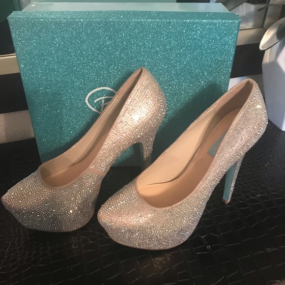 Betsey Johnson Shoes - BETSY JOHNSON PLATFORM HEELS